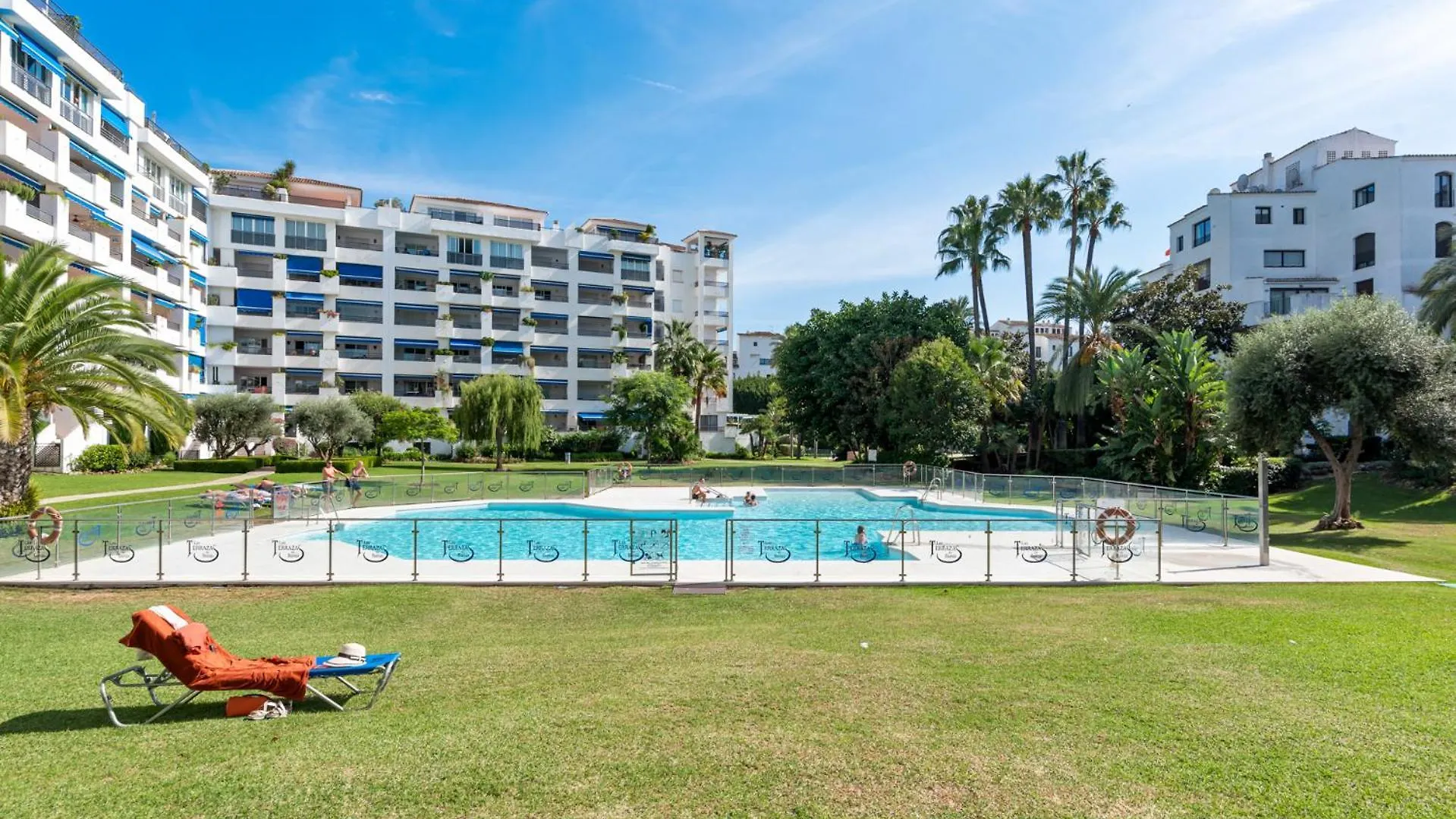 Cozy Beach Apartment At Best Location Marbella