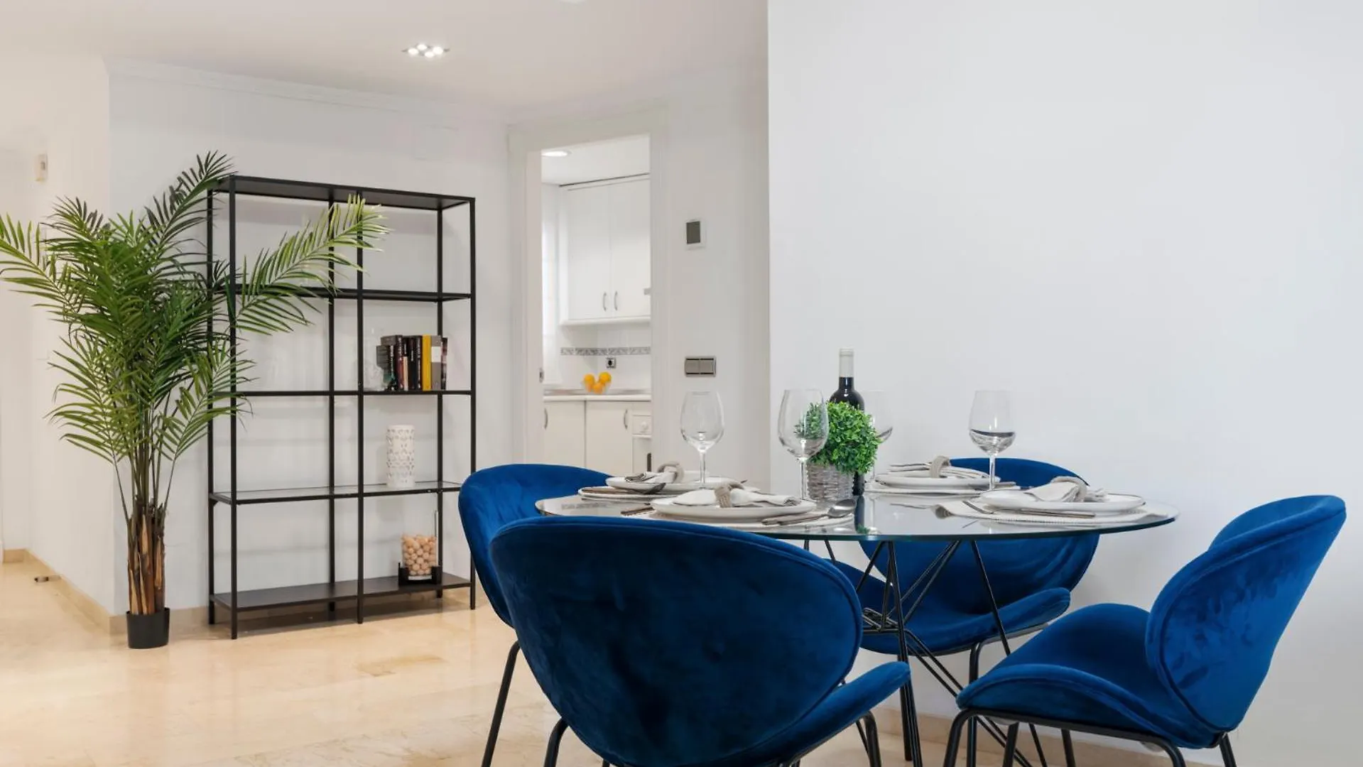 Cozy Beach Apartment At Best Location Marbella Spain